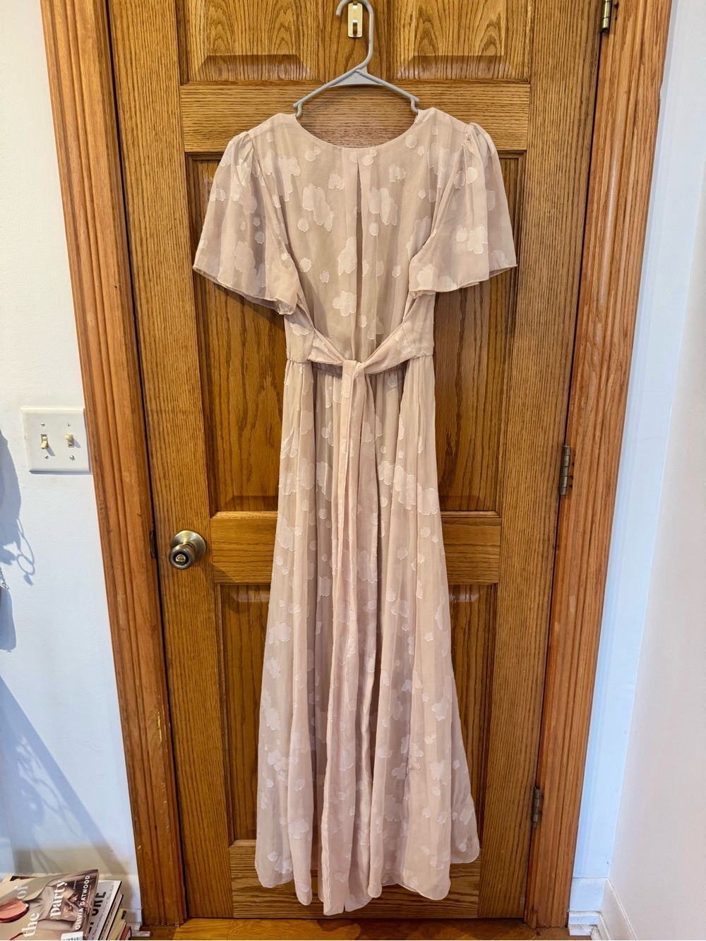 Baltic Born Faye Maxi Dress with Burnt Out Floral Pattern in Cream/Tan | Size M - Picture 5 of 13